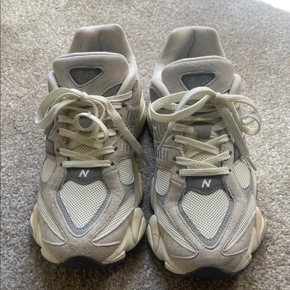 New Balance Women's Beige and Gray Athletic Sneakers